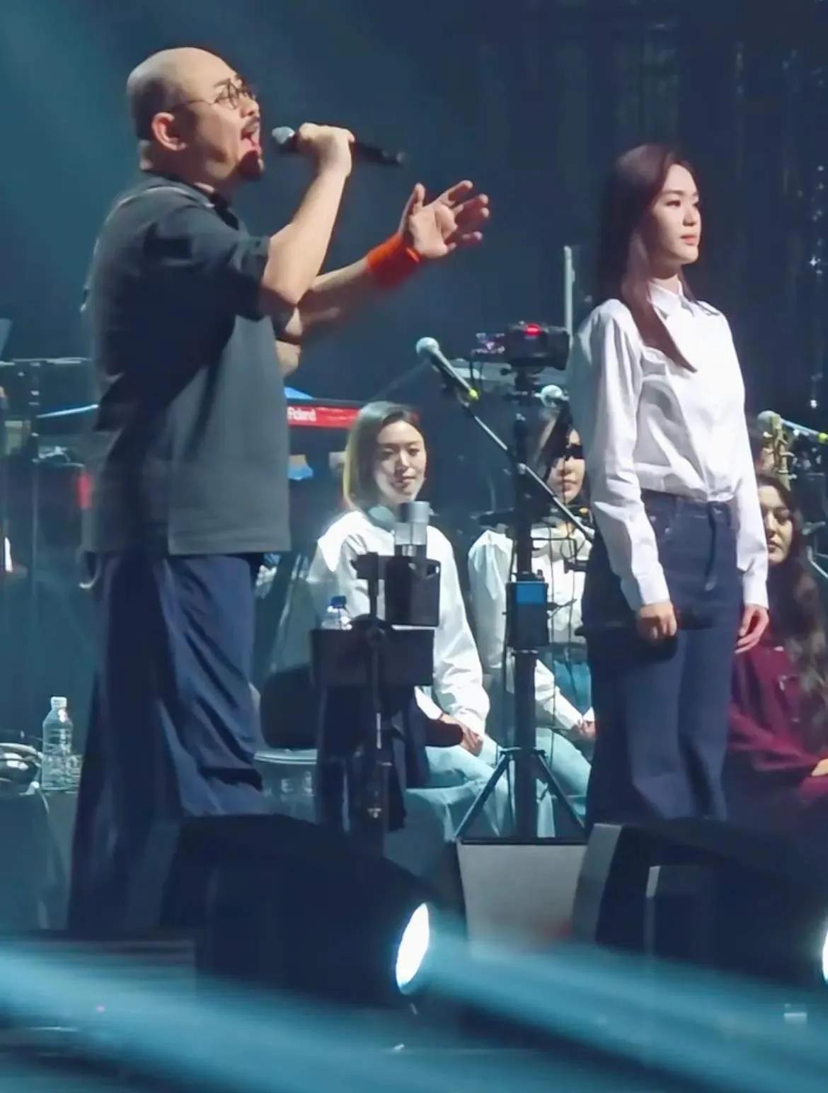 Karsa重返赛场，爆冷首场状态出色，切尔西观众沸腾！